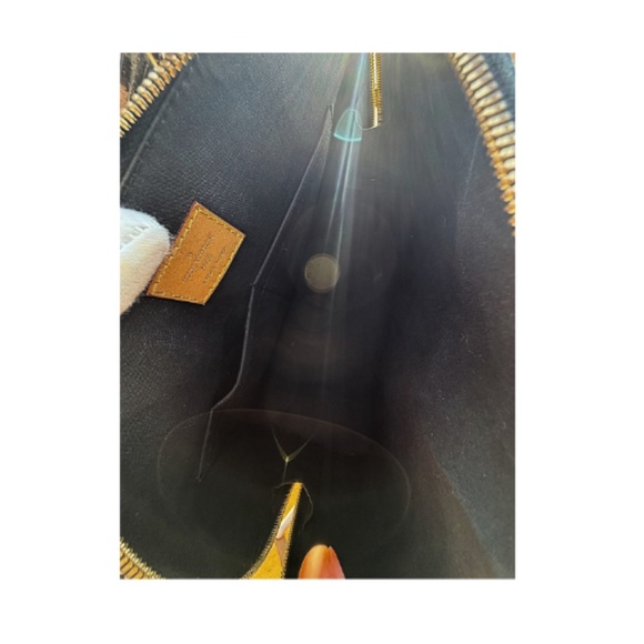 ✨ Louis Vuitton Alma PM – White Monogram Vernis with Sticker Animation ✨ - Picture 13 of 15